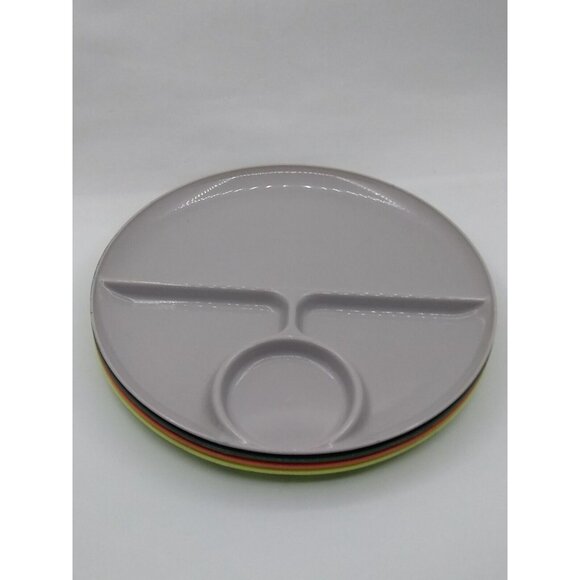 Vtg.Set USA 4 Avocado Lime Orange Gray Plastic Sectional Picnic Plates 9.5" READ - Picture 7 of 12